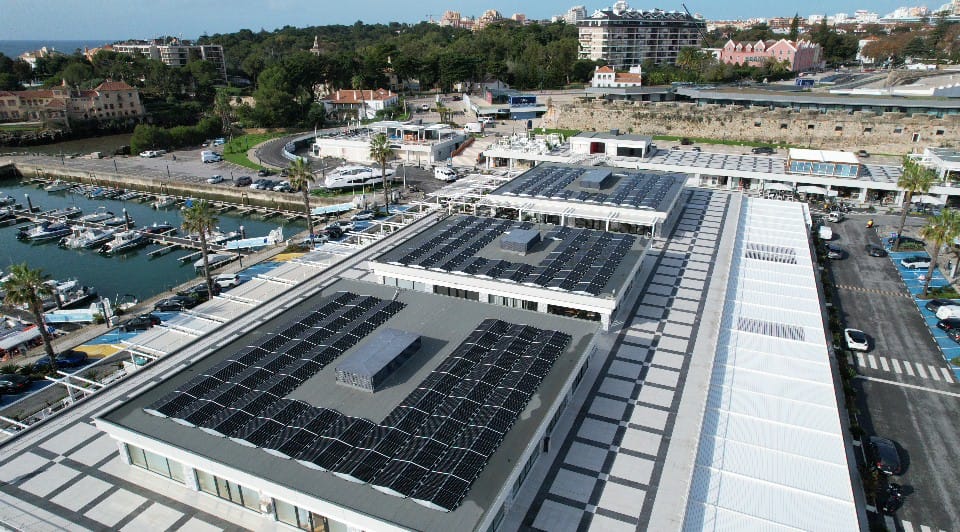 Instalação fotovoltaica — Marina de Cascais, Cascais (3)