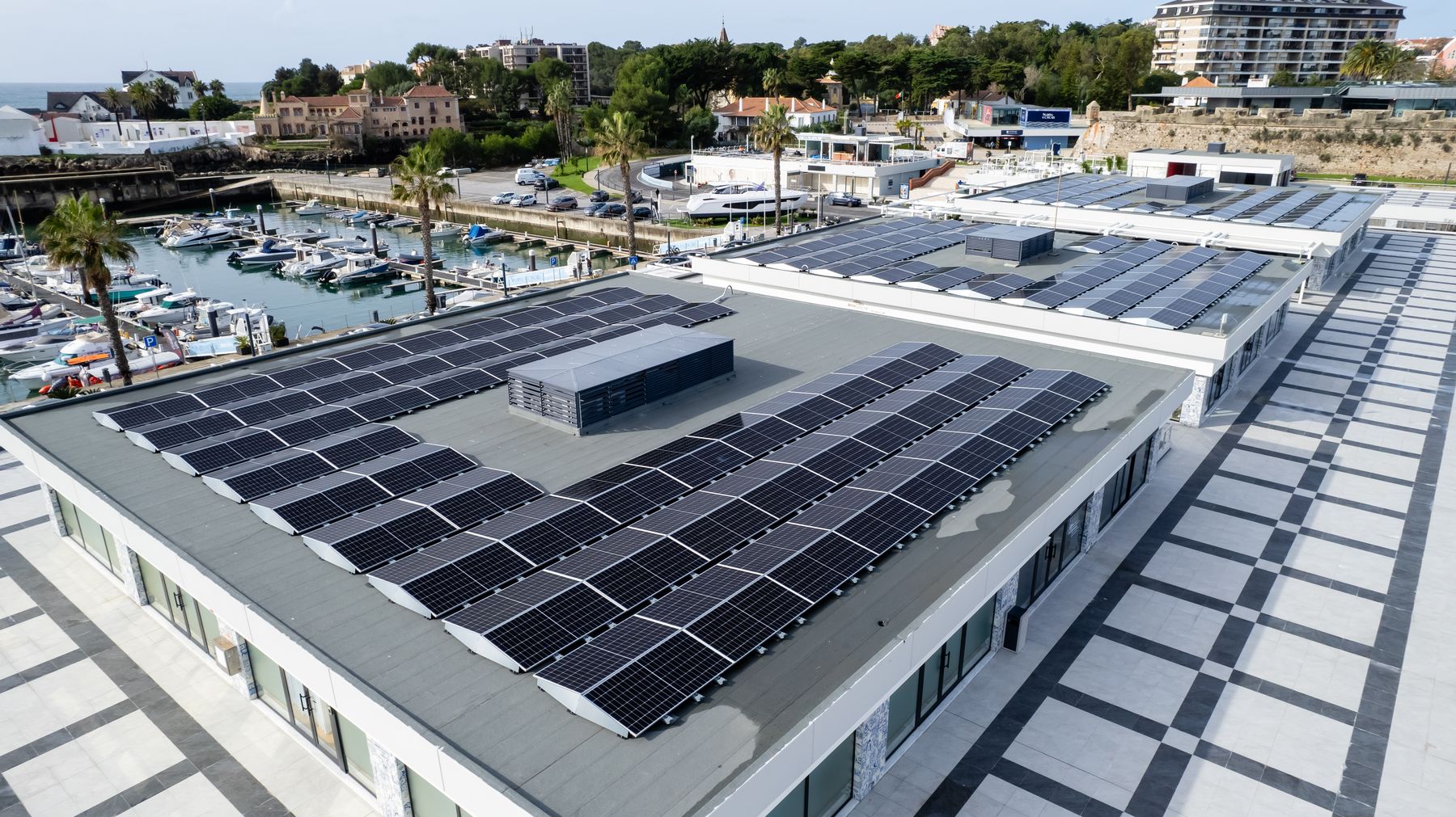 Vista aérea – parque solar fotovoltaico